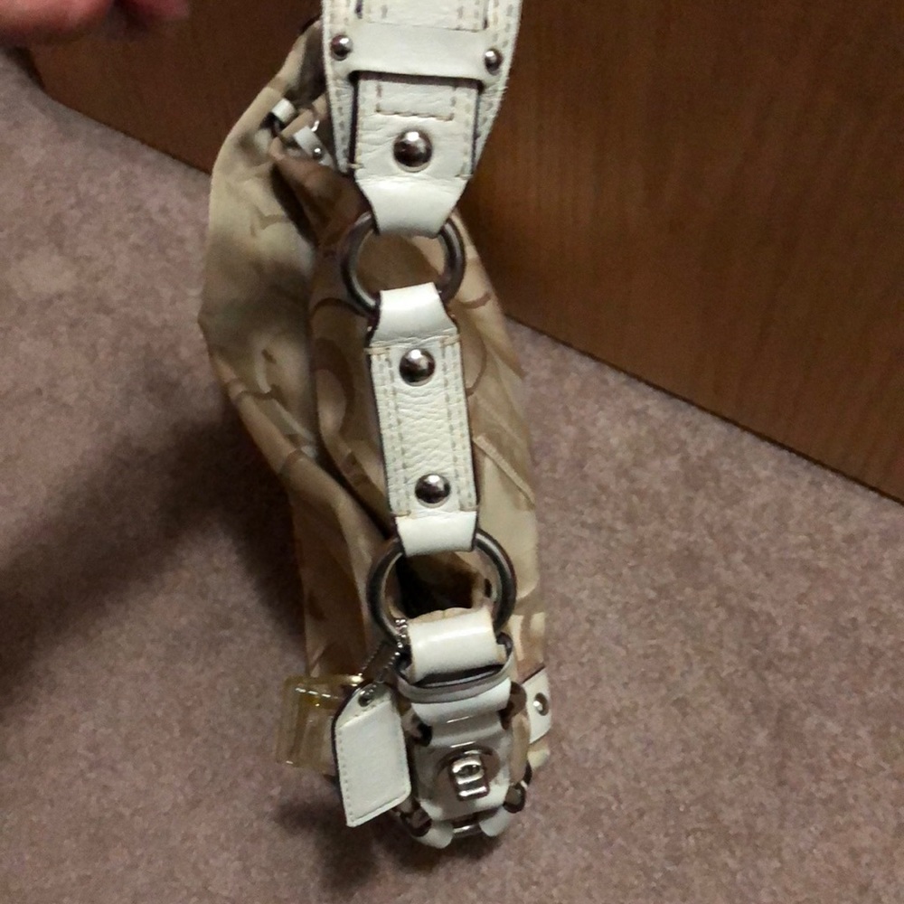 Coach Hobo handbag - Picture 4 of 6